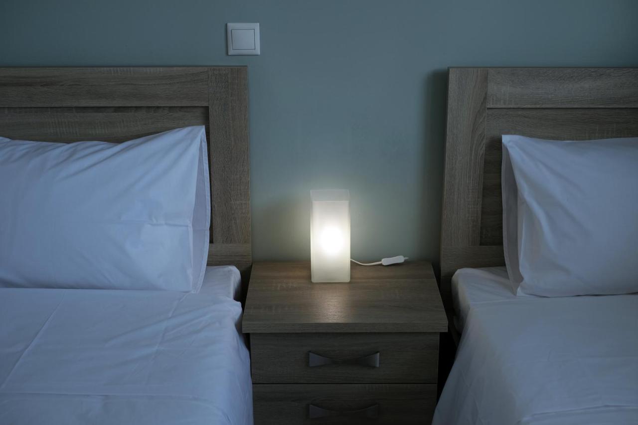 Emvi Apartments II Near Airport 브라브로나 외부 사진